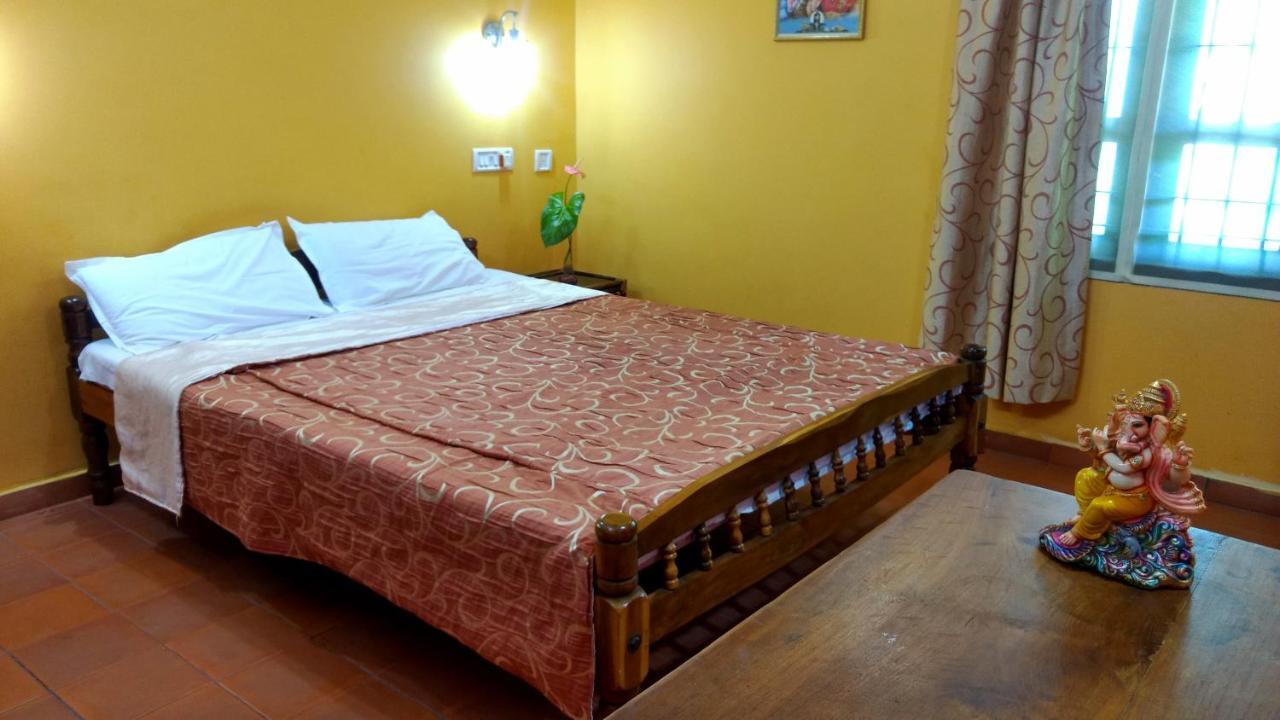 Kadalamma Beach Homestay Alappuzha ภายนอก รูปภาพ